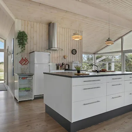 Pet Friendly In Lokken With Wifi Gronhoj (Nordjylland)