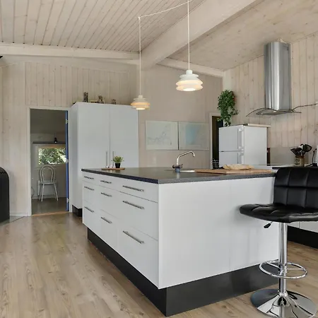 Pet Friendly In Lokken With Wifi Gronhoj (Nordjylland)
